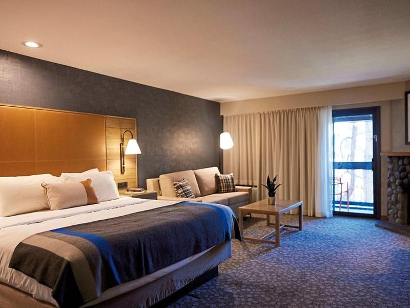 B30460241FF8437356EEFC941C144B7C