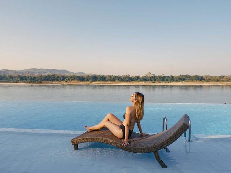 7A823CA2FD2FB1CAE9A827D9EEF6D033