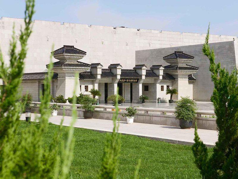 ACADE4E1B1C347A7B8CD5E12182D8485