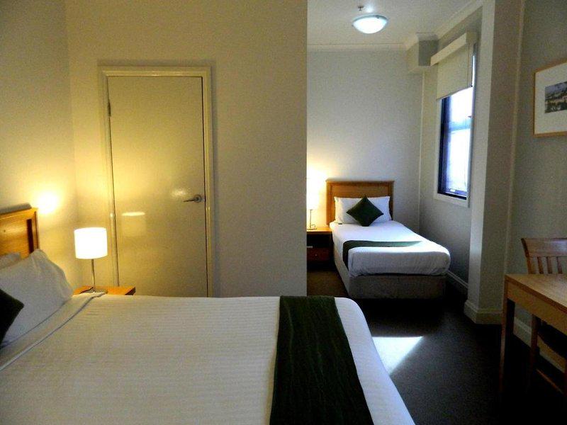 1D49BB2DEE6FE3821AB7C67972DB3861