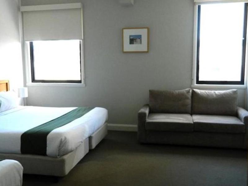 C5CF977368D108E982D0CA5FBC5EDC16