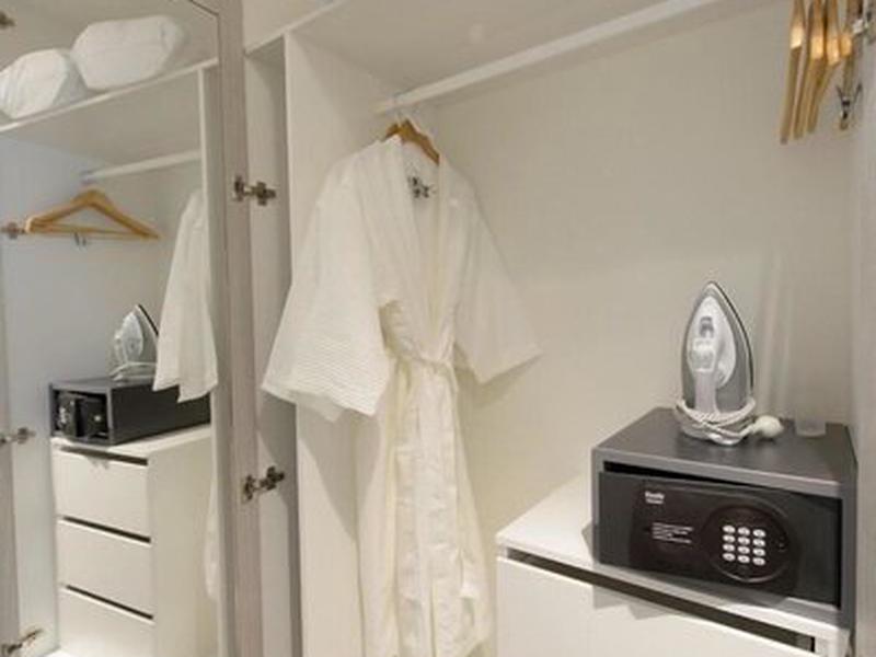 ACEF956D7B6D8E2247811F040C43B313