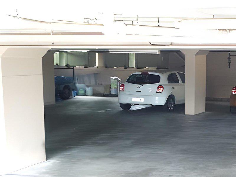 082983E0F6848ED89E0BF3B2775D31B2