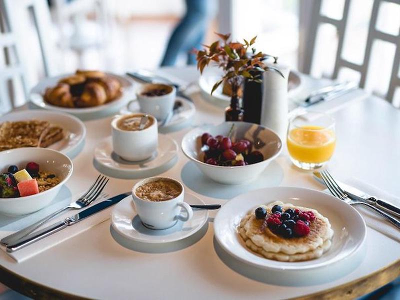 179F0142BF3D64D834B0BD34C2E4DD41