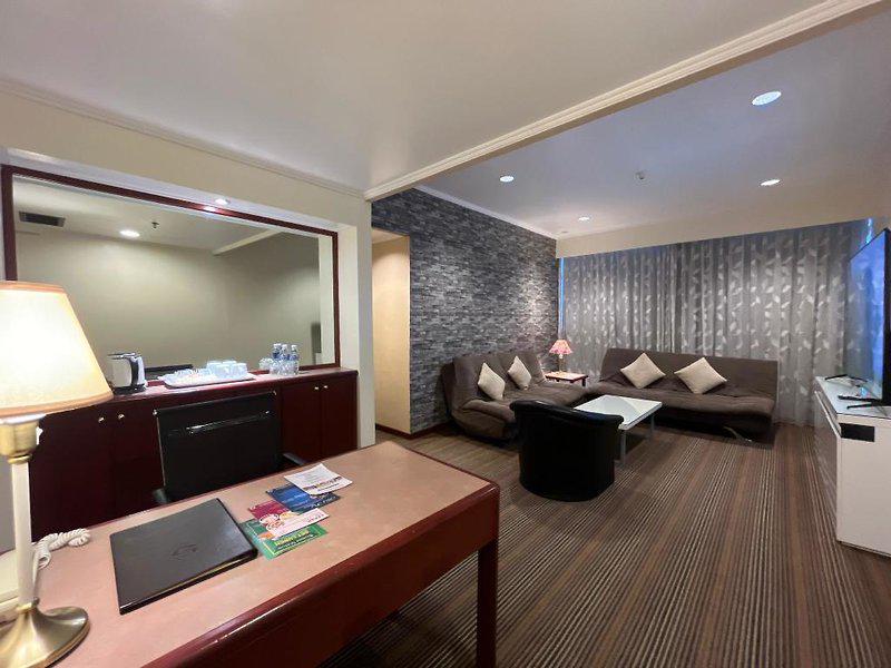 DBA41301C4F40021B9BF5A5144978CED