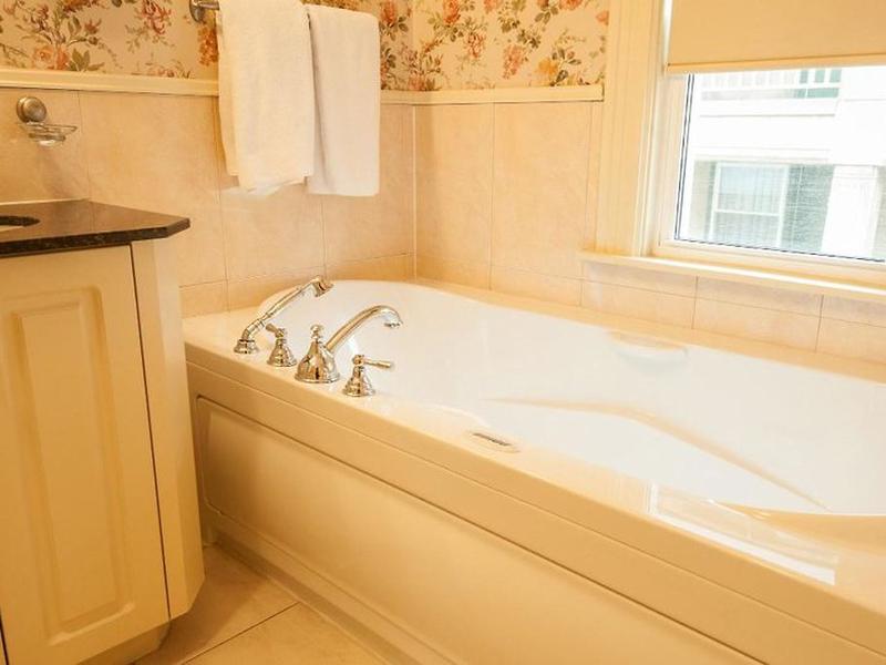 DFE7659E8309ECAB75BF478A7FC3A546