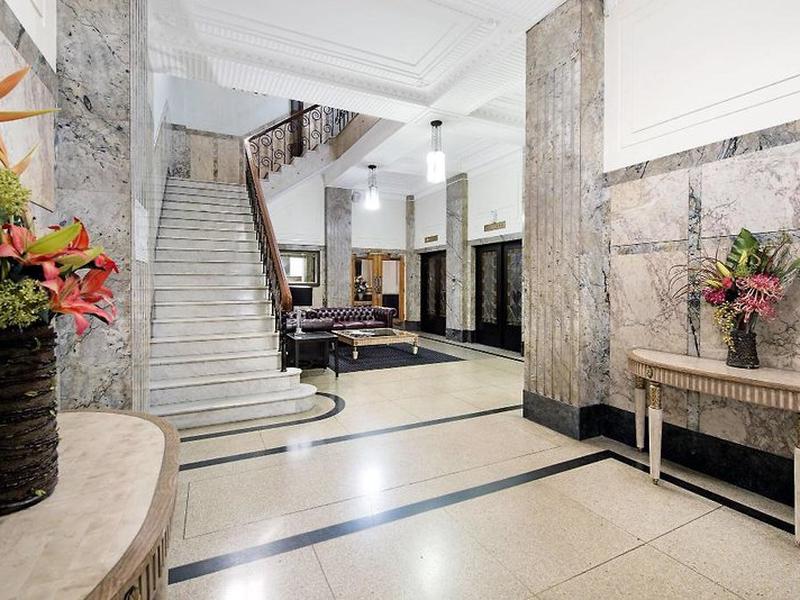 F2C8F860D210D289F75EAA4AD336DEEE