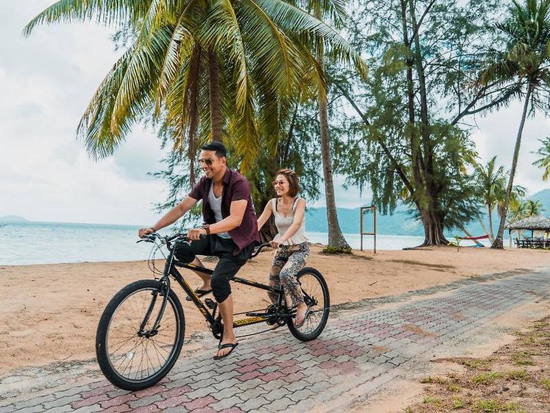 EFF333E62F93A69043DE55B678EB0748