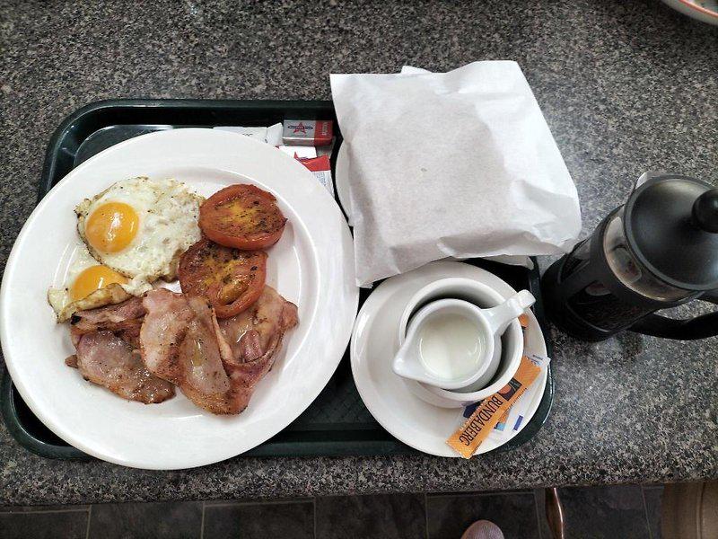 E9E12A66861B88211BDCEF519DB375B7