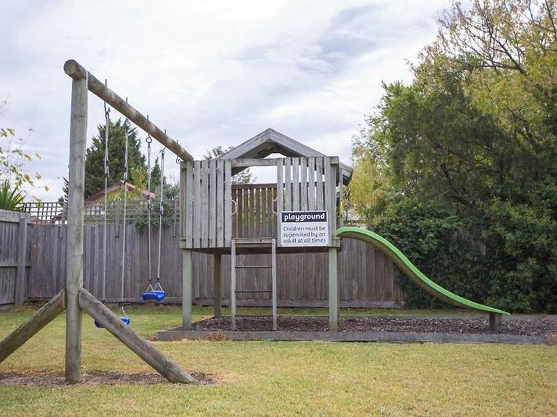 7BC907D28F183E33D6128F47FBF381ED