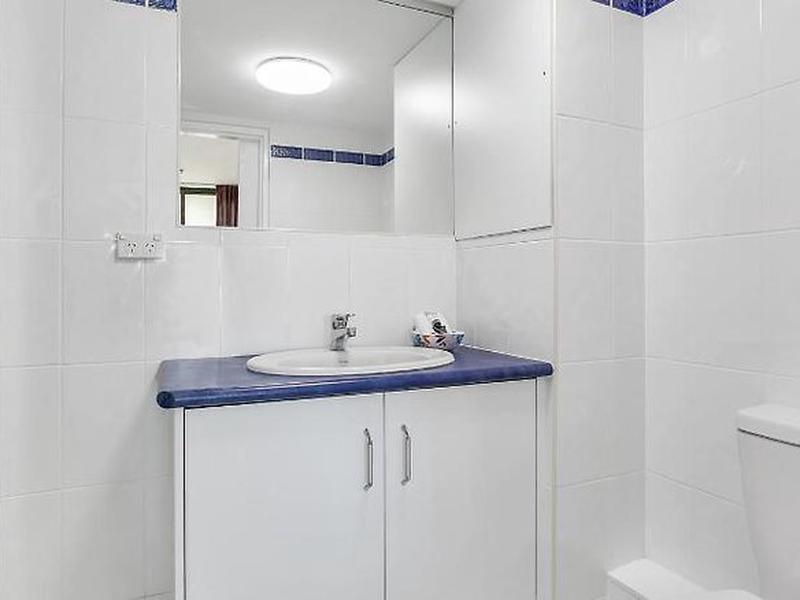 3C5948F5A6C20609B7DC532C8CC5AC54