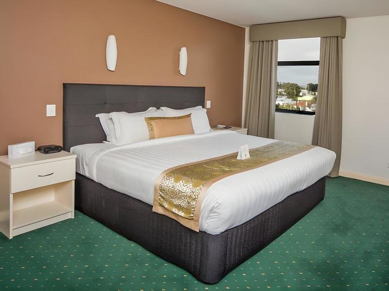 72E57E09D7B3B0F6A42244D46ED60303