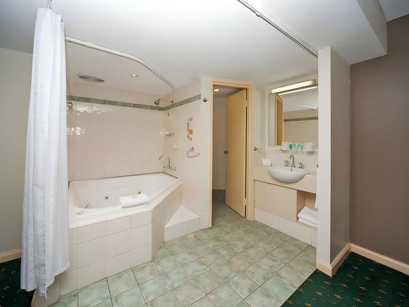 A366D06DA7F1770DB97A4489DF0F4F5A