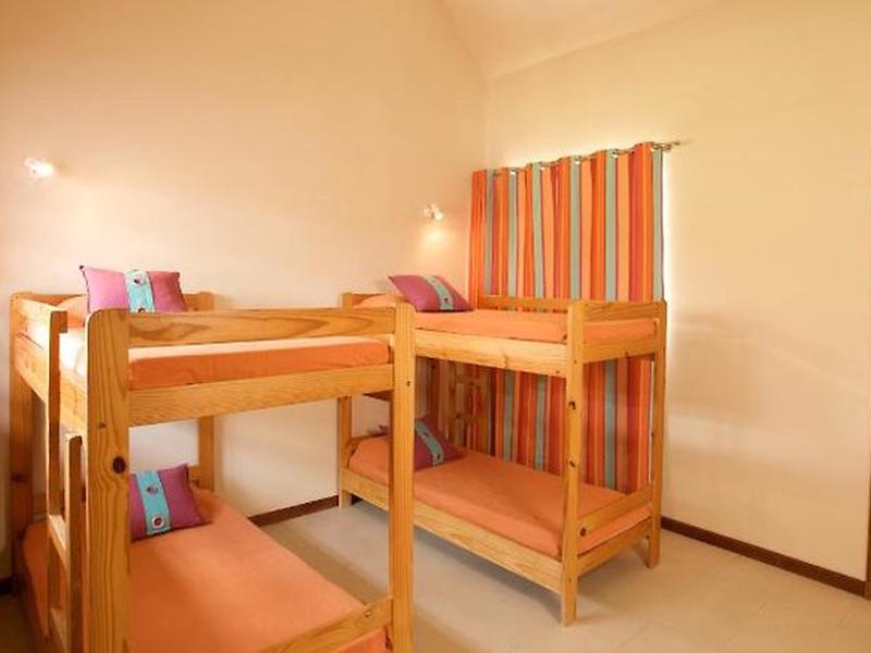 6DFF660CB3AEE8B8011B101985F7B574