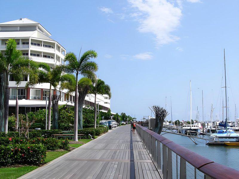 443F2DA21559385D8A3EA9A378935845