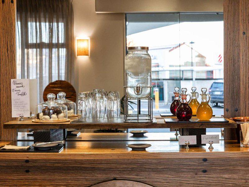 AEEB69CEFEDDC71A135AA536C421A5F7