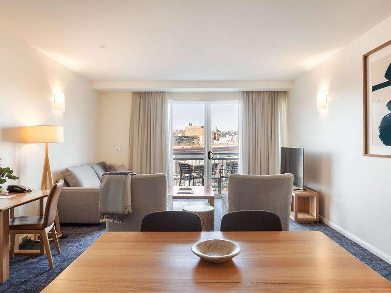 370F6C572E6B5FD1501F7DF0B25B0C26