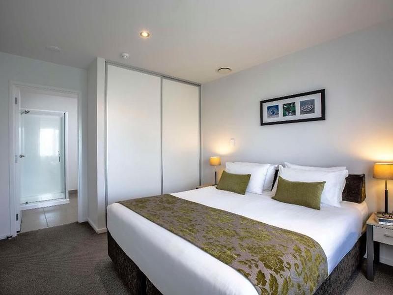 8090BC6856C3BF80F4A4CAD3EE843512