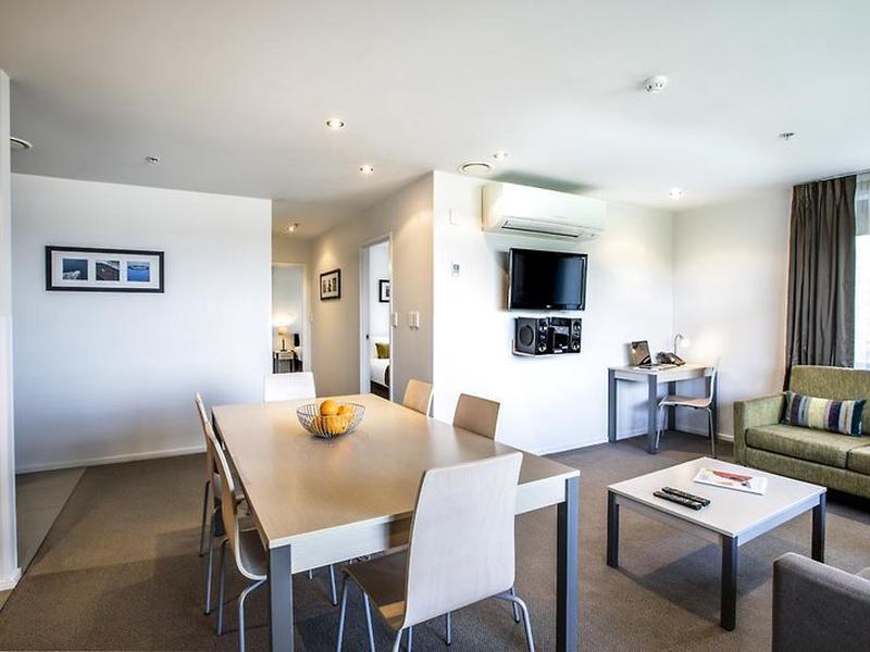 10F1E4362E812013556B6A4523D8503F