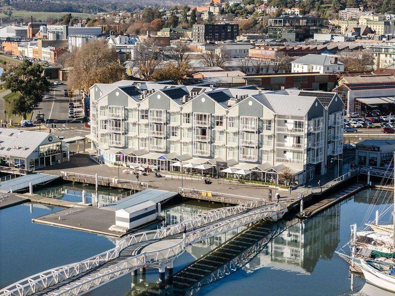 A5137280F3F6A5AF0B995CFAAC89C823