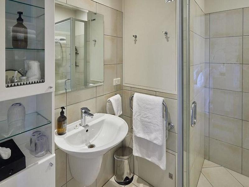 03199BE6DBC64FC58478569C78981D44