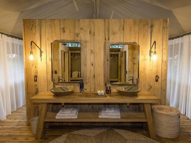 A3E2E8BBD8EFE997943B5EB0793E595B