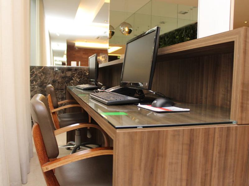 E4CA8A1CAD793DE86775750A0AB44EFB