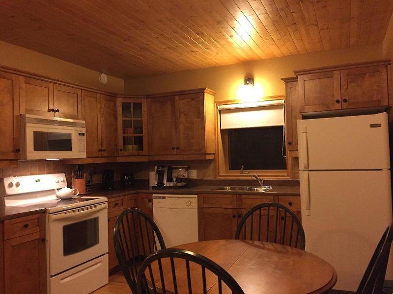 F49E2BC0A14D958151707783D0BB8330