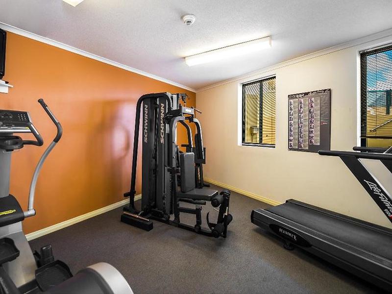 25B04ADB7E0AE23AFA78D67CA549DE73