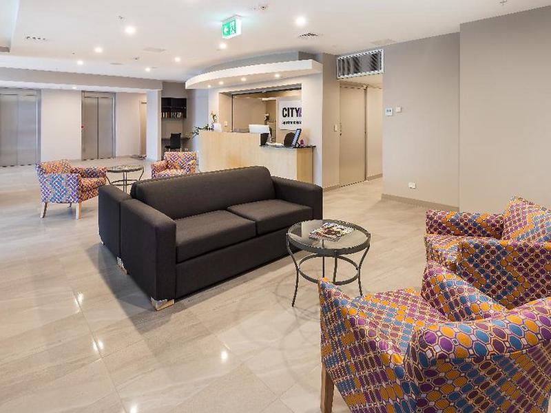 FAA8A1A90438D03AE15EB4D4E0C0B536