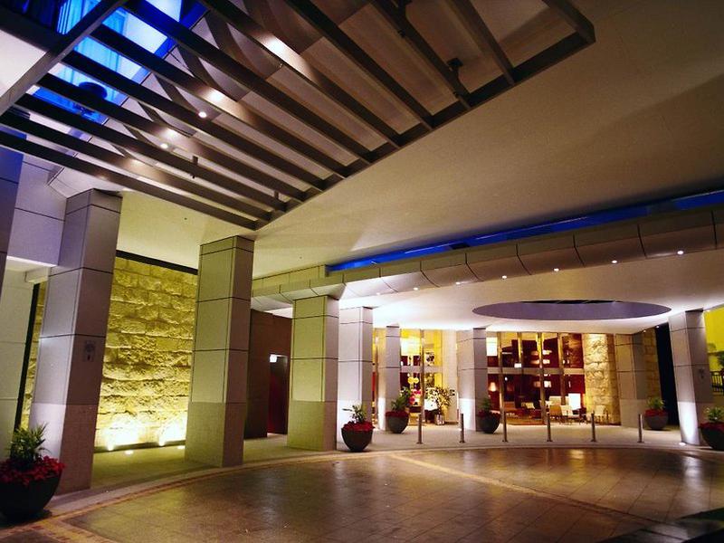 09B36FA43F06180268EC213D8ACDD486