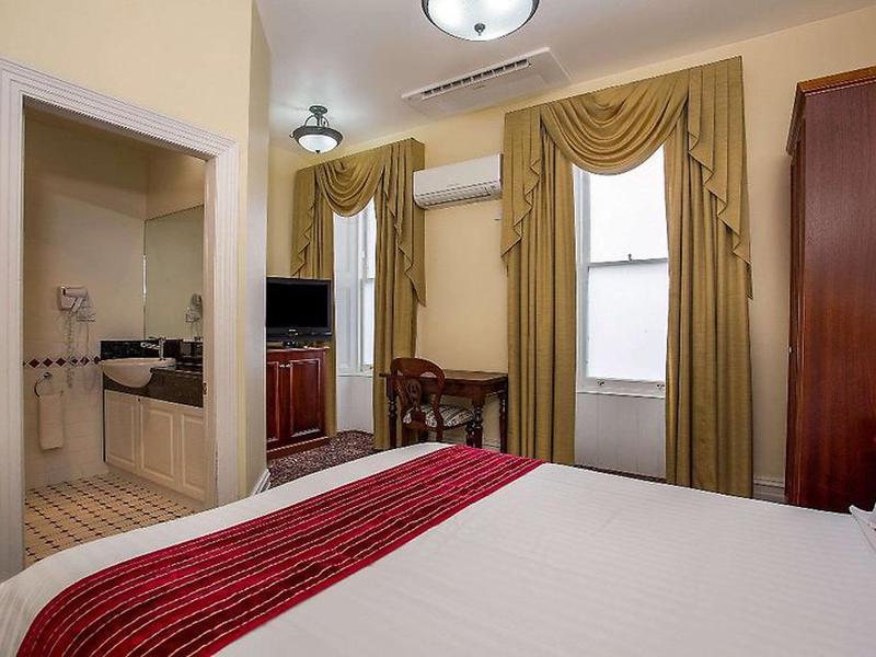 48B8ECEFA7F055305C0B9528E9694288