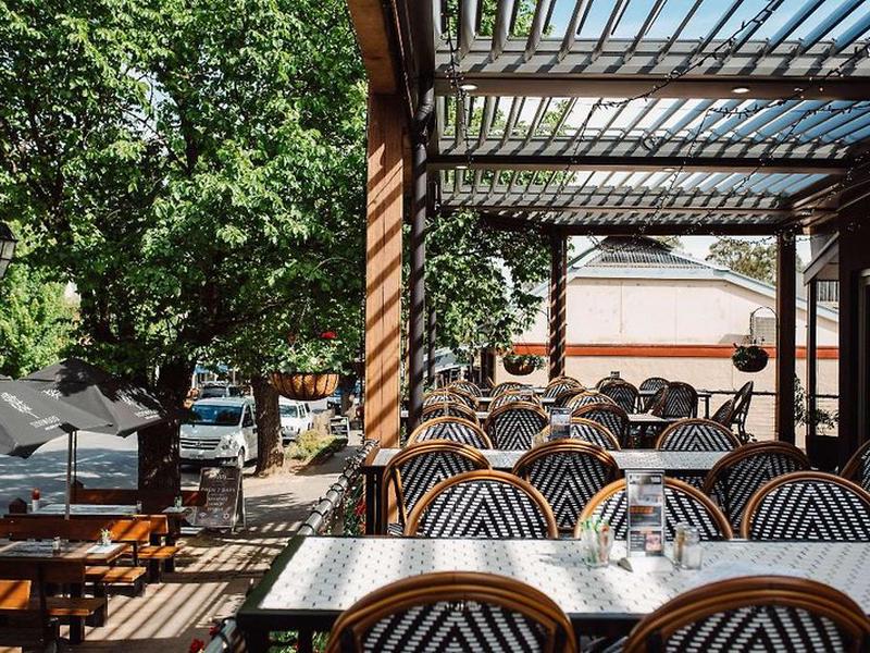 E42681B3E54CA1B893349798D5057155