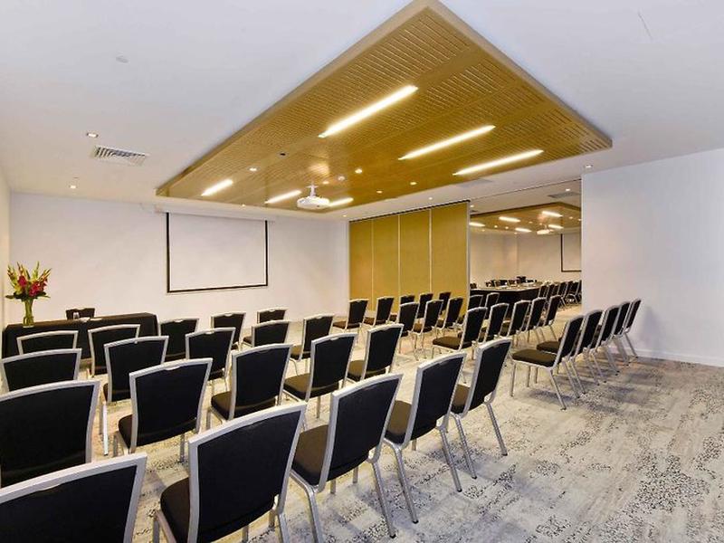 6ADC17A5F9C18B7904129186C1035B67