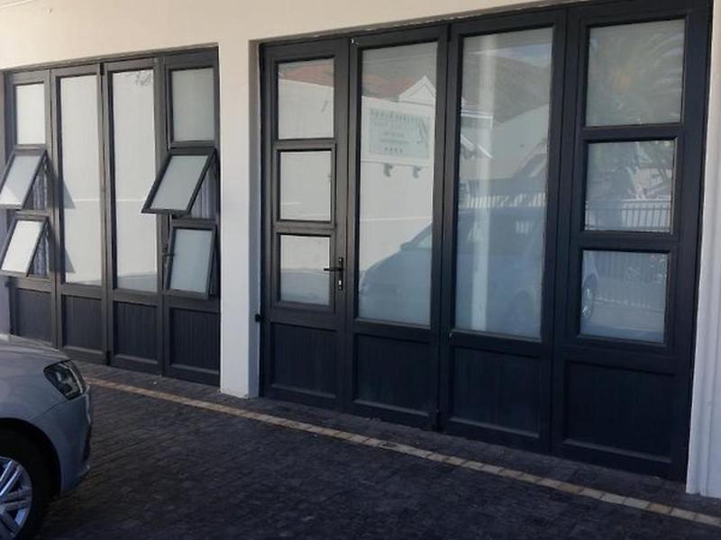 6197BAF3EB5DF09257D2CDBDD41BA8FC