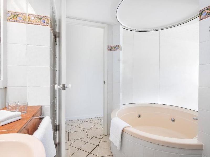 E2413A6685B3CBF7615DBE12DAF3BBF8