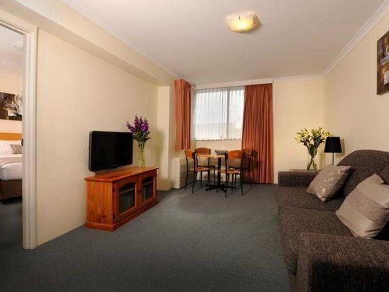 C9EA0D0926A44E6F6C38B34F297205E4