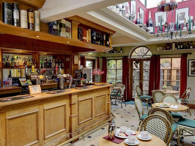 7E2811E73379074B7C5F39A3B36C4633