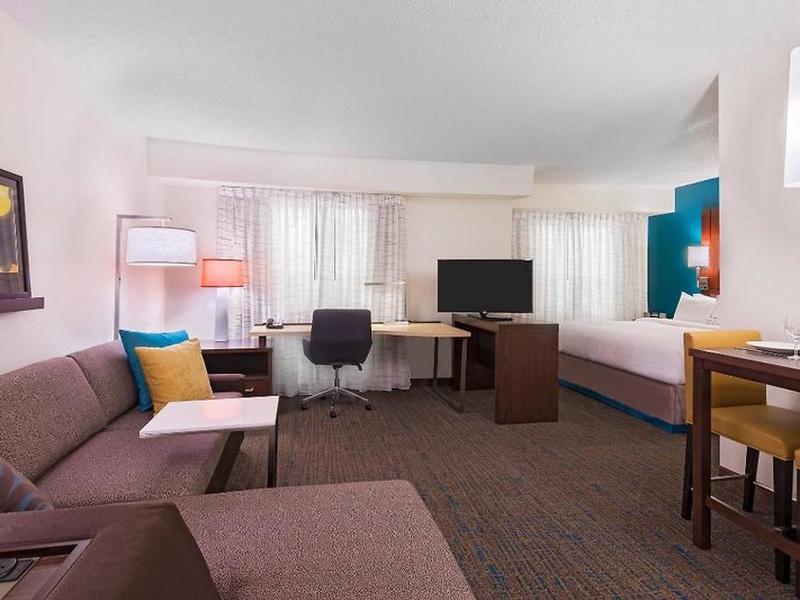 0FDCC651C32A340CAEAB70BE60A9EBE0