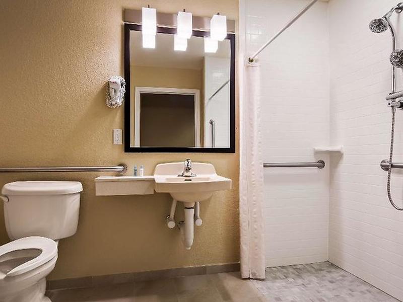 1C6F44858FB638ED71D2EDD9C76C7A3C