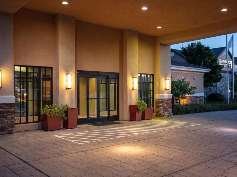 B0B4C86A6C5F1225EEA2082D0F1A3AF0