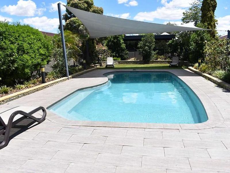 C25D94C4F46638ACD0C37A12B1054FD5