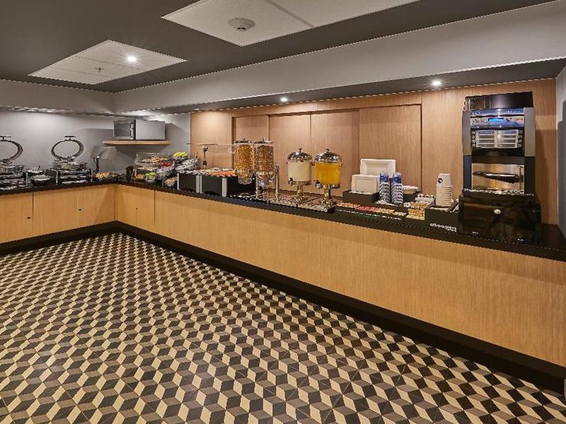 260F7BAC31028B2734816AB3FB026001