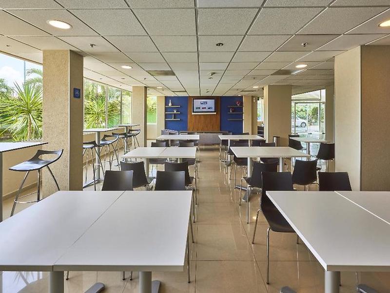 FB595E2A0C8A7754AA9E98E1E72A533D