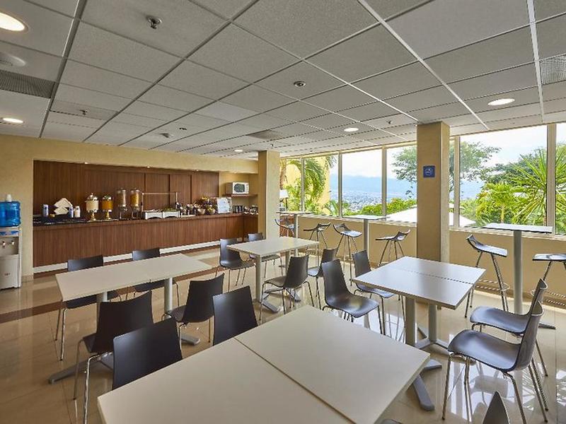 C9CB5B3FC7F51A7CC0BAD7E01492B77D