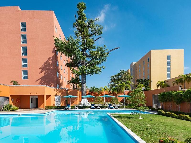 C3AA98FC12DA2468683DA762FBC0D1AF