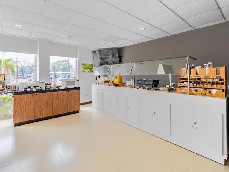 71DA25B9A301CAC805E3F81A5EE7C56C