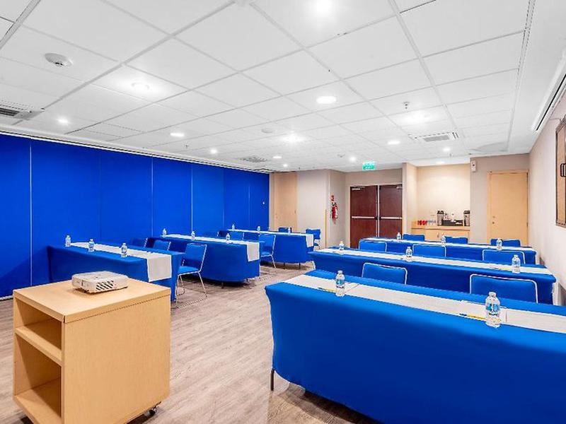 3ED8FB8DA4ACFC4220330349AF1608BB