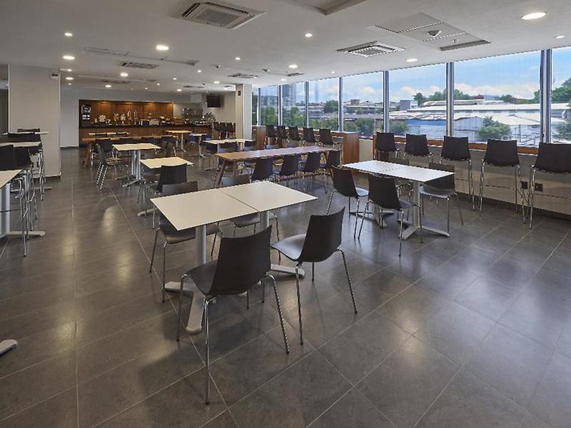 812A51EBA90CD75B681360E3C5A1E7BE