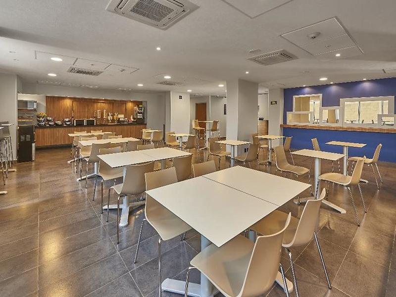 06FDF3F34F5885A0281FEA4F58F38B4C